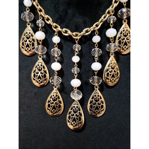 Womens Gold Tone Glass Acrylic Beads Filigree Teardrop Fringe Statement Necklace - Picture 4 of 7